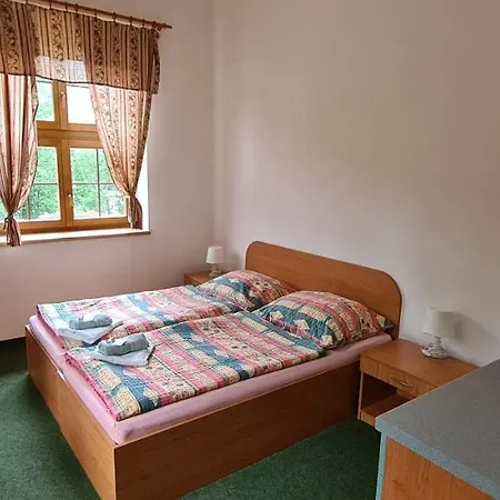 Horske Kralovsky Dvur Na Bilem Potoce 3*