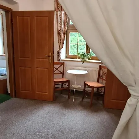 Horske Kralovsky Dvur Na Bilem Potoce 3*